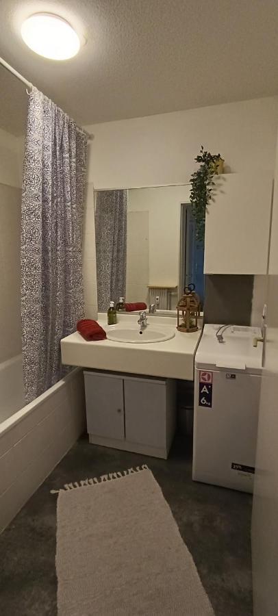 Appartement Stylish 1-bedroom Flat With Beautiful Terrace , For A Cosy Retreat *